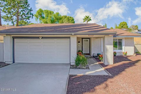 Photo of 22949 Sycamore Creek Drive, Valencia, CA 91354 (MLS # 225005360) Photo of 22949 Sycamore Creek Drive, Valencia, CA 91354 (MLS # 225005360)