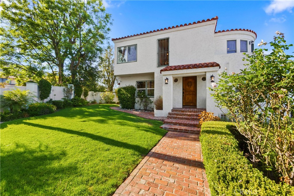 6401 Corsini Place
