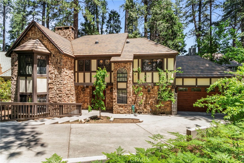 Arrowhead Woods (AWHW) - Residential