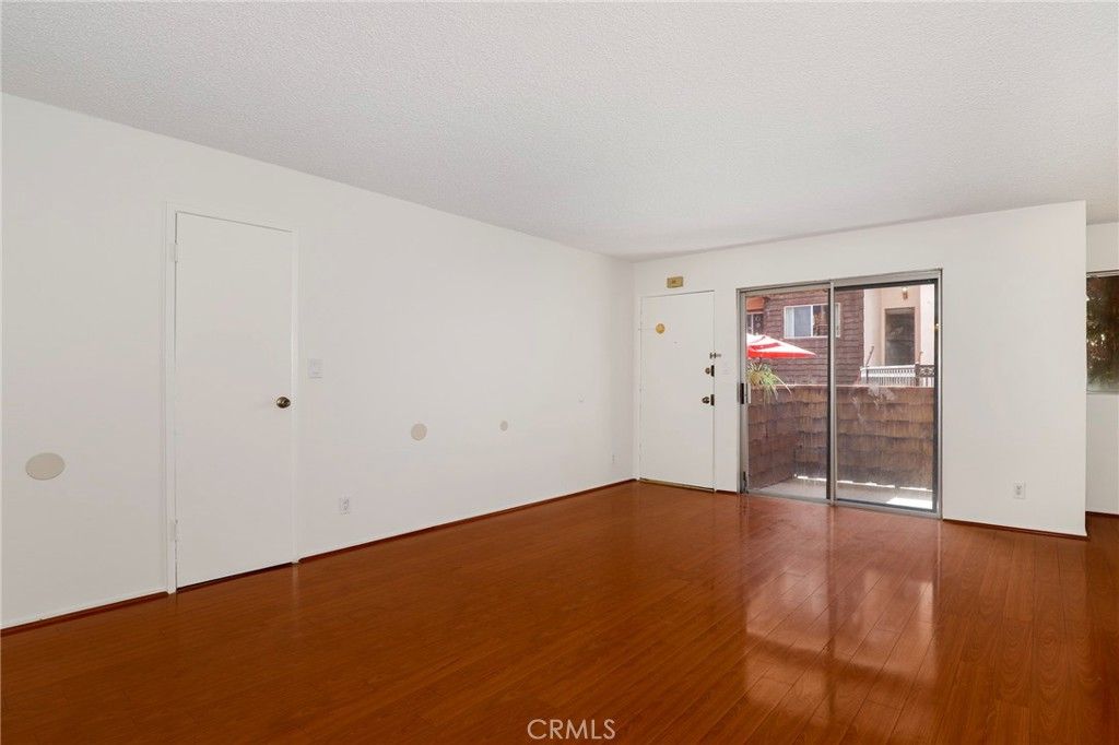 Photo of 5403 Newcastle Avenue #28, Encino, CA 91316 (MLS # BB25207447)