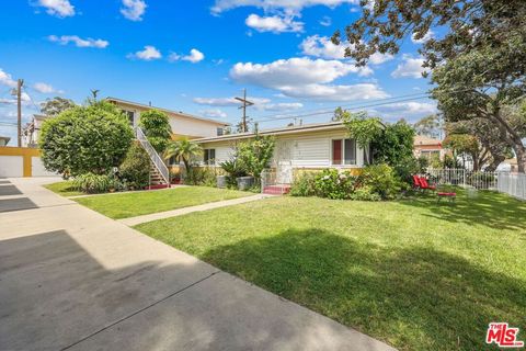 Photo of 915 Kenwood Street, Inglewood, CA 90301 (MLS # 26734239)