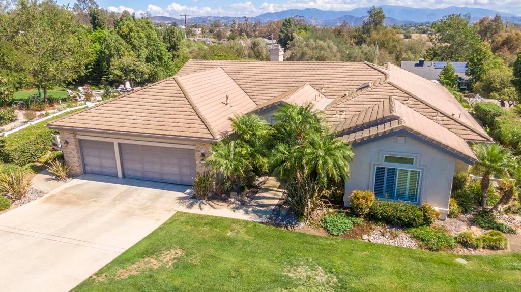 1202 Calle Sonia