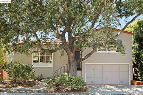 Photo of 211 San Carlos Ave AVE, El Cerrito, CA 94530 (MLS # 41138477)