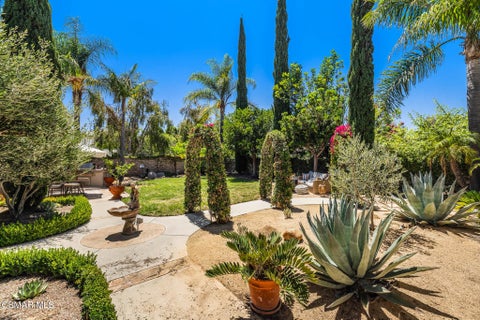 Tiny photo for 4567 Bristlecone Circle, Moorpark, CA 93021 (MLS # 226003975)