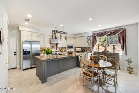 Tiny photo for 4567 Bristlecone Circle, Moorpark, CA 93021 (MLS # 226003975)