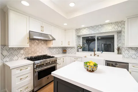 810 Mountain Lane, Glendora, CA 91741 - MLS#: CV25270180