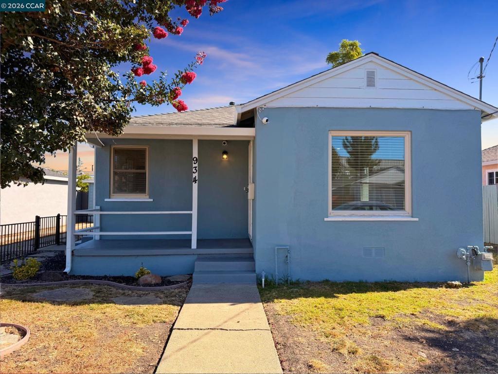 934 Warden Ave