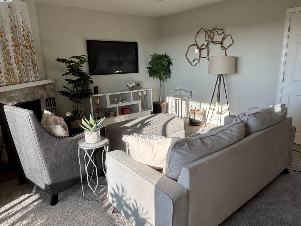 MESA VERDE - Residential