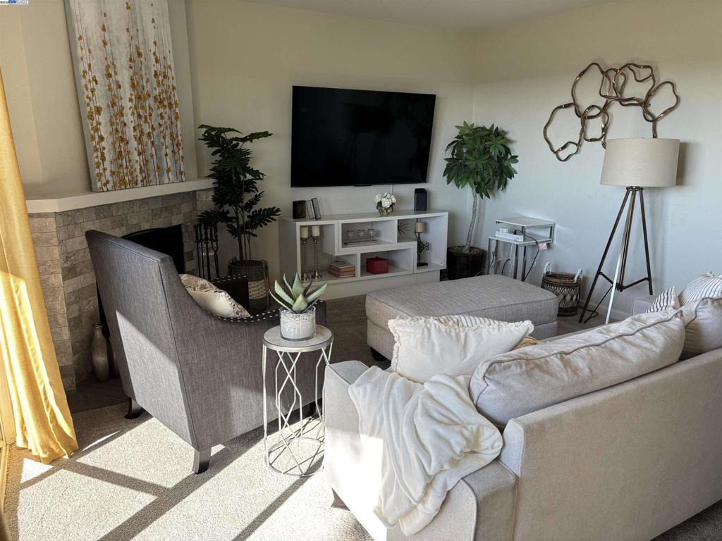 MESA VERDE - Residential