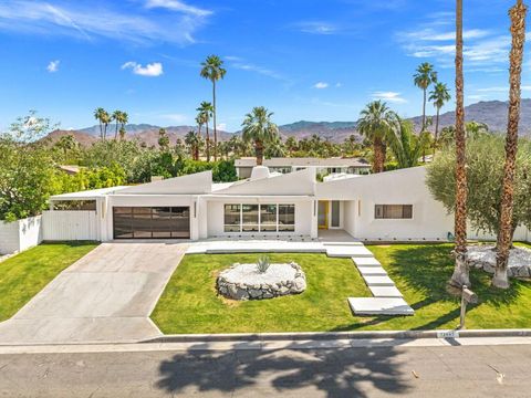 Photo of 72645 Skyward Way, Palm Desert, CA 92260 (MLS # 219148435DA)