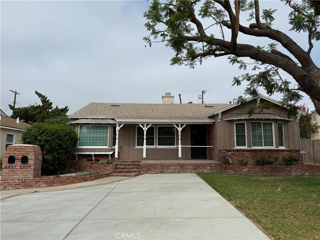 CHARMING RANCH-STYLE HOME NEAR CSUN - THIS COZY SINGLE-LEVEL 3-BEDROOM, 2-BATHROOM RANCH HOUSE IS CONVENIENTLY LOCATED WITHIN WALKING DISTANCE TO CSUN. THE FRONT DOOR OPENS TO A SPACIOUS AND BRIGHT LIVING ROOM, FLANKED BY TWO BEDROOMS AND A FULL HALLWAY BATHROOM ON ONE SIDE AND A FORMAL DINING ROOM ON THE OTHER. THE DINING ROOM CONNECTS SEAMLESSLY TO A MODERN KITCHEN FEATURING A CENTRAL ISLAND AND STAINLESS STEEL APPLIANCES. ADJACENT TO THE KITCHEN IS A GENEROUS FAMILY ROOM IDEAL FOR GATHERINGS AND RELAXATION. THE MASTER SUITE IS PRIVATELY SITUATED, SEPARATE FROM THE FRONT SLEEPING QUARTERS, OFFERING A PEACEFUL RETREAT. WASHER AND DRYER ARE EXCLUDED AND HOOK-UPS ARE LOCATED IN THE FRONT HALLWAY OUTSIDE OF OF THE BEDROOMS. THE KITCHEN PROVIDES ACCESS TO THE BACKYARD WHICH IS FENCED OFF FROM A GARAGE-CONVERTED ADU CURRENTLY OCCUPIED BY TENANTS. PART OF THE FRONT YARD HAS BEEN CONVERTED INTO TWO PRIVATE PARKING SPACES.