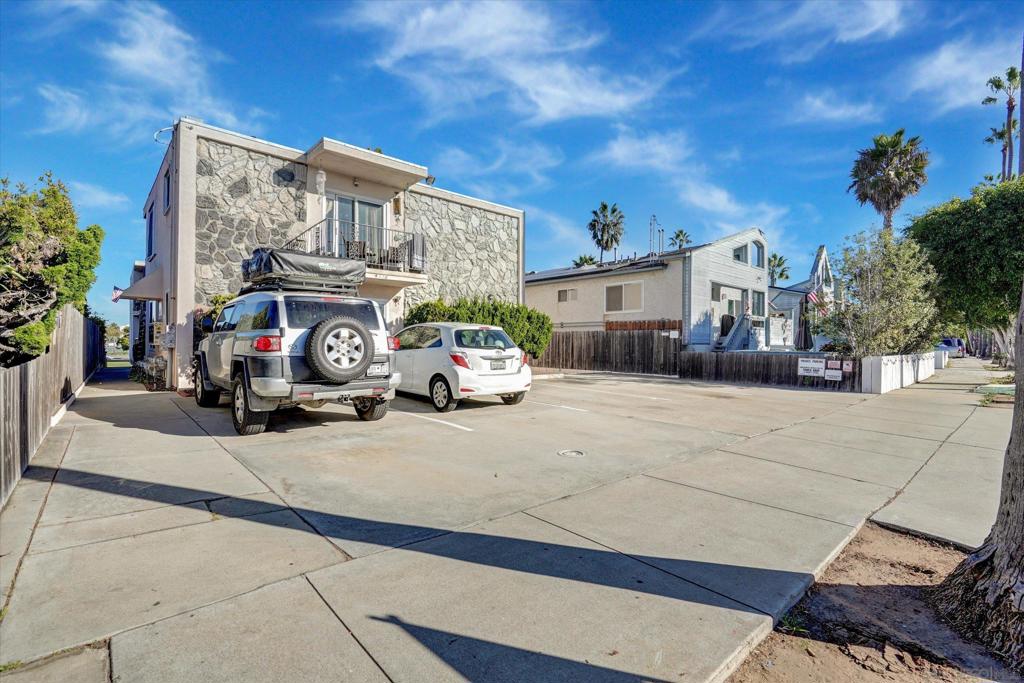 Ocean Beach - Residential Lease