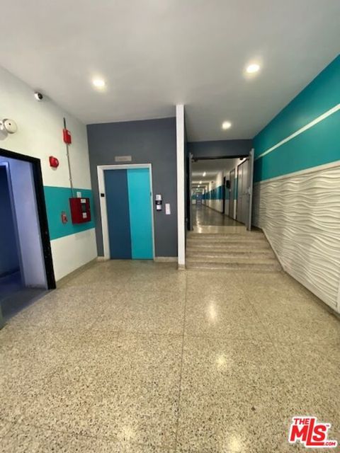 Photo of 7045 Hawthorn Avenue #203, Los Angeles, CA 90028 (MLS # 26646193)