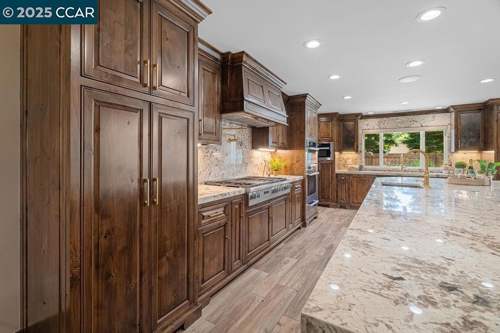 RANCHO SAN RAMON - Residential