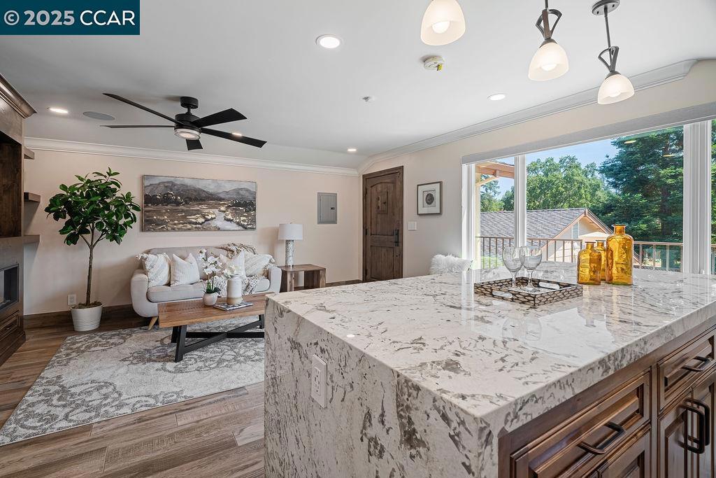 RANCHO SAN RAMON - Residential