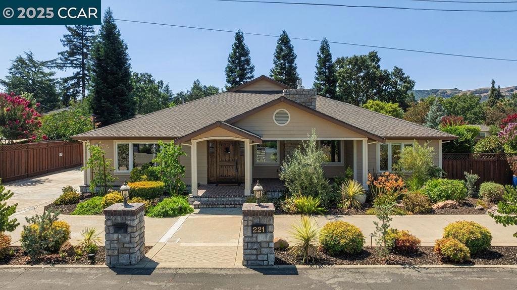 RANCHO SAN RAMON - Residential