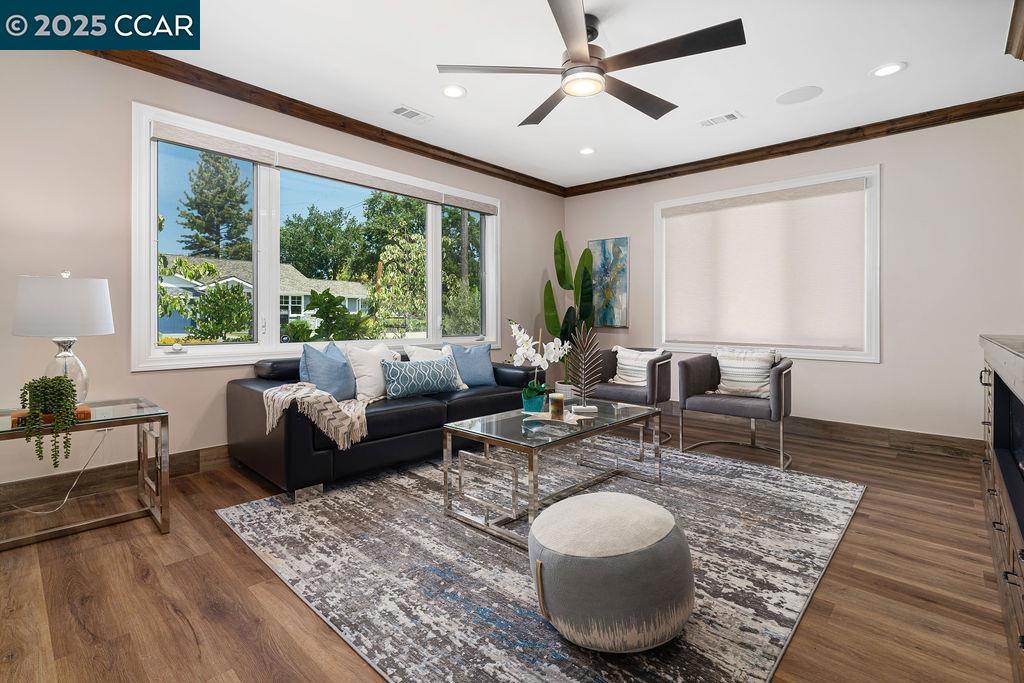 RANCHO SAN RAMON - Residential