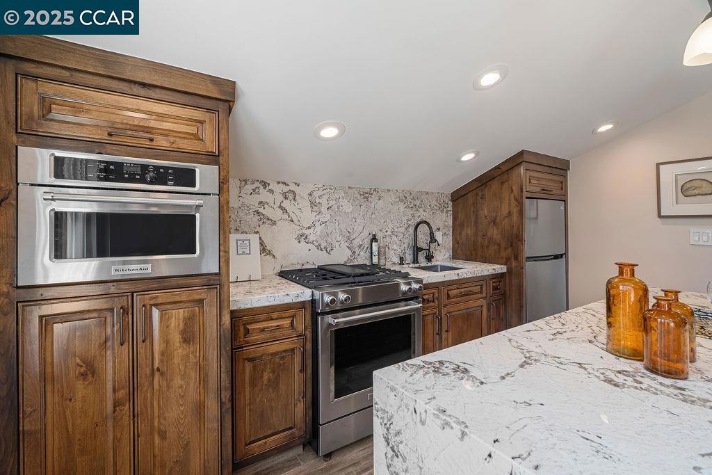 RANCHO SAN RAMON - Residential