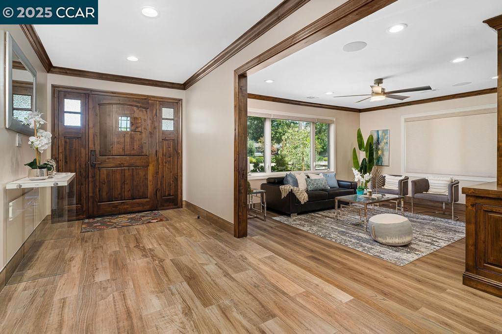 RANCHO SAN RAMON - Residential