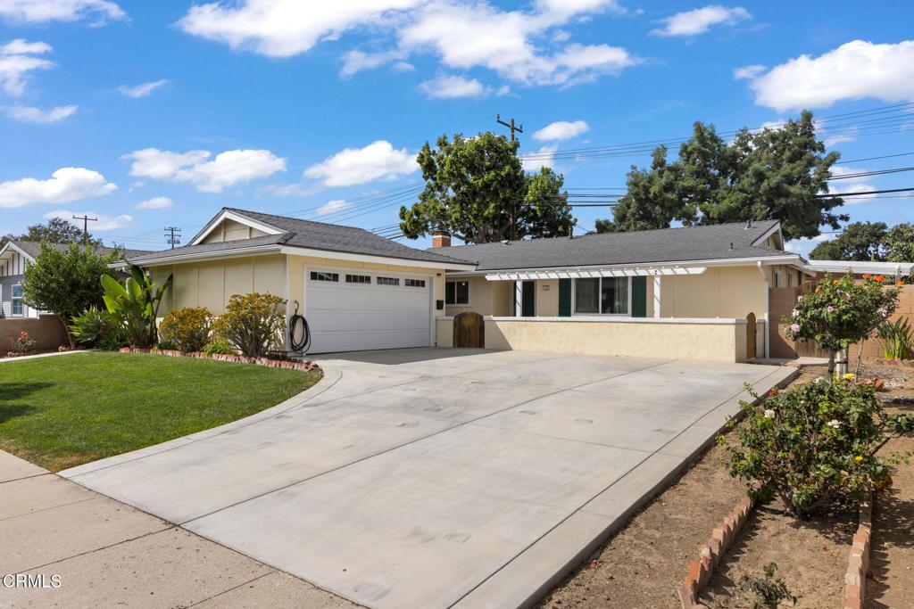 11225 Casa Street