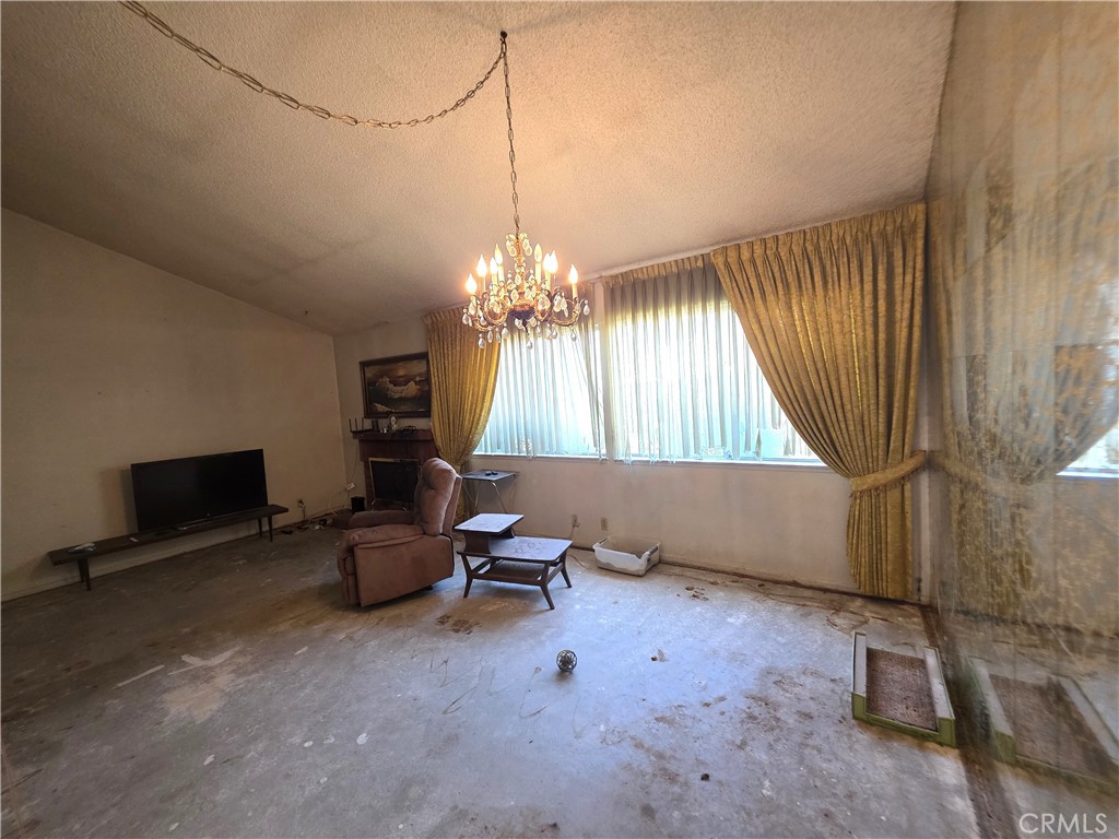 Properties 4 2108 Ardenwood Avenue