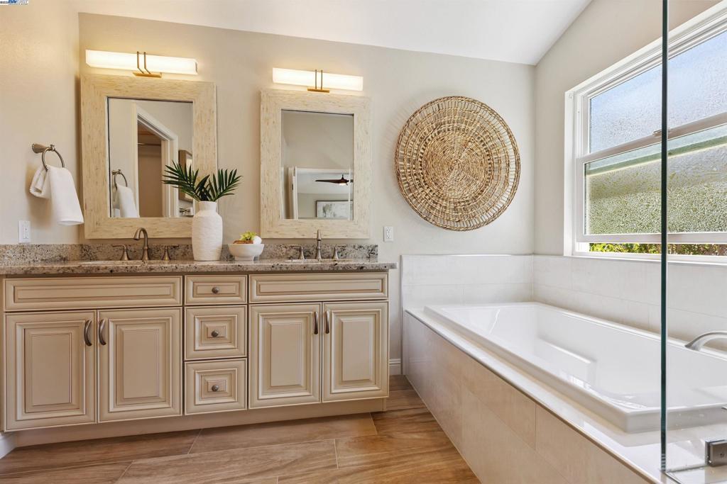 SILVERWOOD - Residential