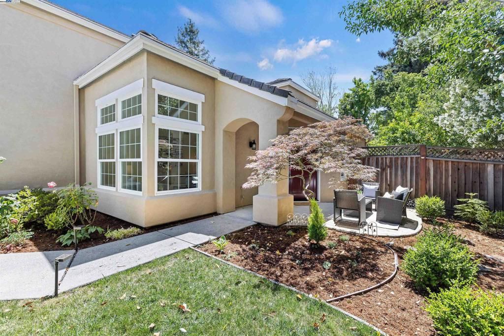 Photo of 1687 Silverwood Ct Ct, Danville, CA 94526 (MLS # 41113655)