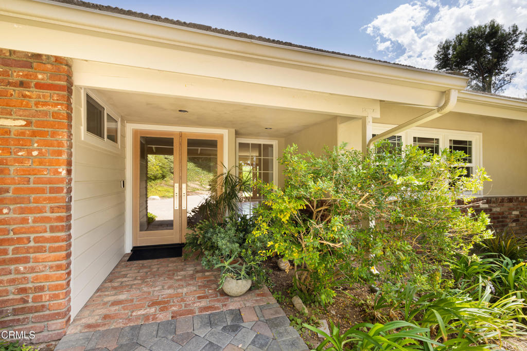 947 Camino Concordia