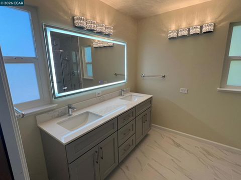 Tiny photo for 5535 5535 Merritt Dr Dr, Concord, CA 94521 (MLS # 41126346)