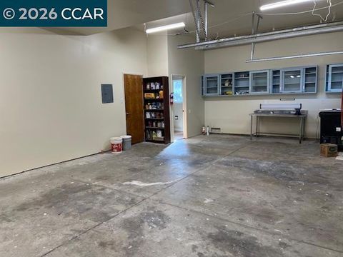 Tiny photo for 5535 5535 Merritt Dr Dr, Concord, CA 94521 (MLS # 41126346)