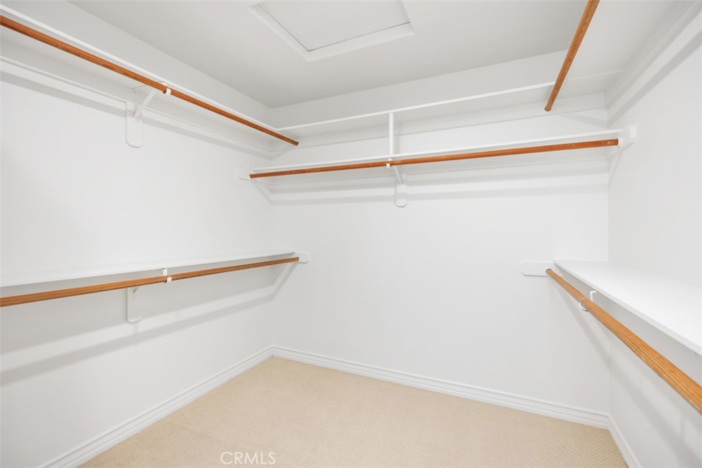 Village (TV) - Residential