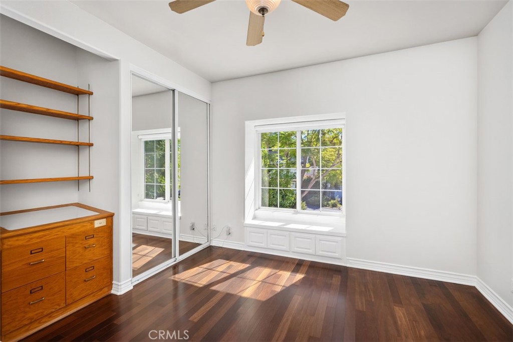 Village (TV) - Residential