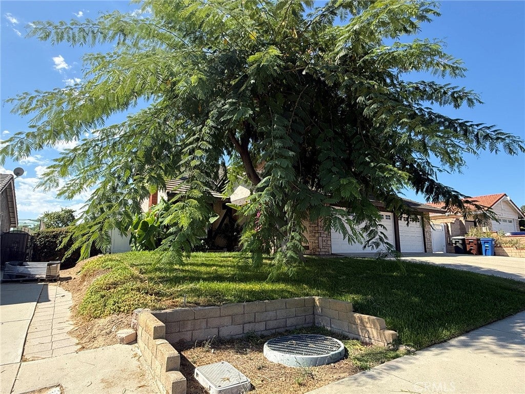 19320 EUREKA RIVER Place