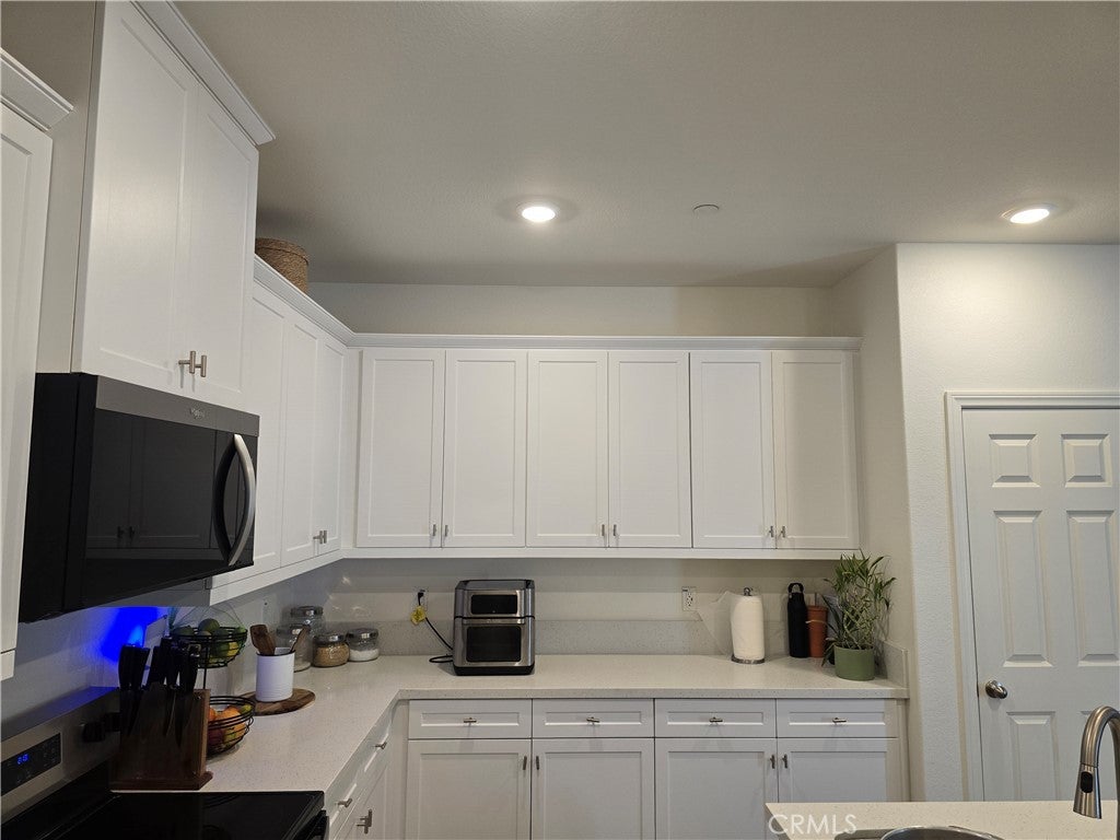 4550 La Spezia Lane