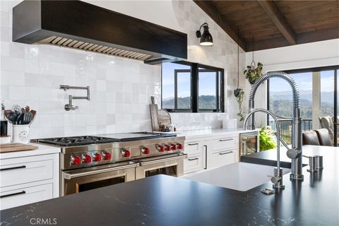 Tiny photo for 8214 Bass Point Road, Bradley, CA 93426 (MLS # NS26022032)