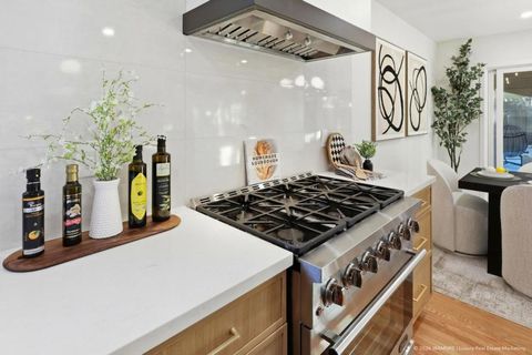 Tiny photo for 534 Flannery Street, Santa Clara, CA 95051 (MLS # ML82037530)