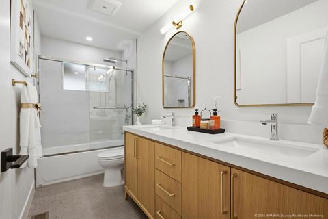 Tiny photo for 534 Flannery Street, Santa Clara, CA 95051 (MLS # ML82037530)