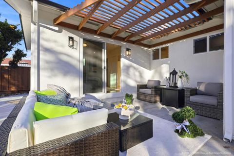 Tiny photo for 534 Flannery Street, Santa Clara, CA 95051 (MLS # ML82037530)