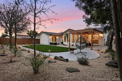 Tiny photo for 534 Flannery Street, Santa Clara, CA 95051 (MLS # ML82037530)