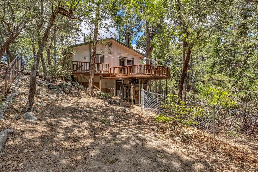 Photo of 25336 Marion Ridge Drive, Idyllwild, CA 92549 (MLS # 219148533DA)