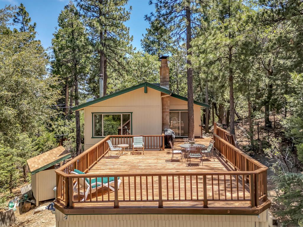 Photo of 25336 Marion Ridge Drive, Idyllwild, CA 92549 (MLS # 219148533DA)