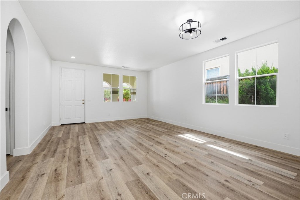 5177 Bluegrass Way