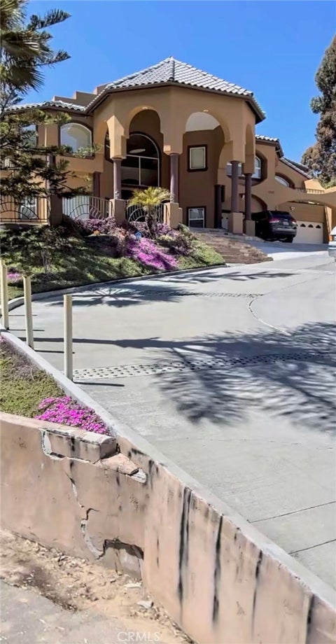Photo of 3992 La Cresta WAY, Bonita, CA 91902 (MLS # DW26144545)