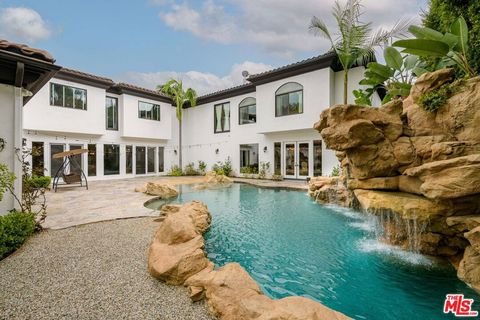 4705 Los Feliz Boulevard Los Angeles CA 90027