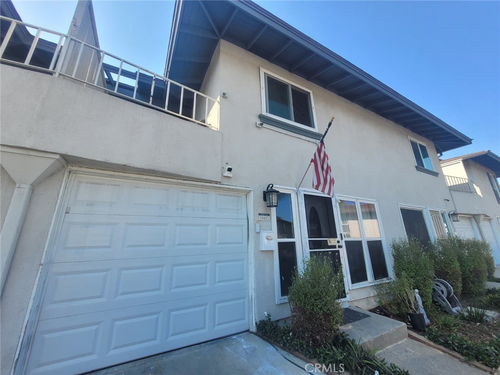 Opportunity in the Highly Sought-After Los Alamitos School District!
This well-loved townhome in the heart of Cypress offers incredible potential for buyers looking to create their dream home. Part of a charming community of 139 townhomes, this residence has been cherished by the same owner for 28 years and is ready for its next chapter.
While the home needs updates and repairs, it presents a rare chance to secure a property in the distinguished Los Alamitos School District - one of the most coveted in the area. With thoughtful renovations, you can transform this property into a stunning, personalized space while enjoying all the benefits of this prime location.
Don’t miss this opportunity to invest in a home with exceptional upside in an award-winning school district.