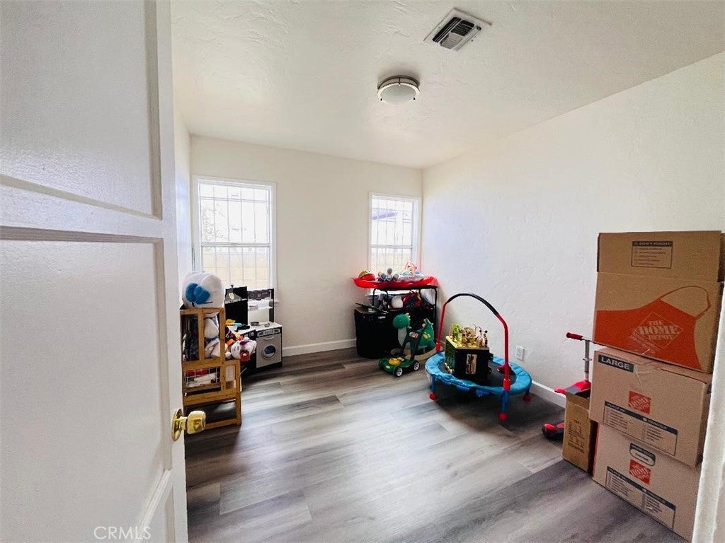 1110 N Pearl