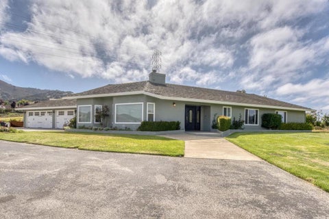 Photo of 24720 Foothill Drive, Salinas, CA 93908 (MLS # ML82054823)