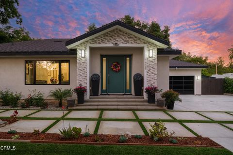 4428 Oakwood Avenue La Canada Flintridge CA 91011