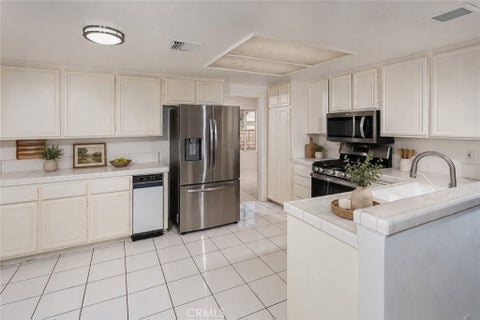 Tiny photo for 7221 Bouquet Drive, West Hills, CA 91307 (MLS # SR26105218)