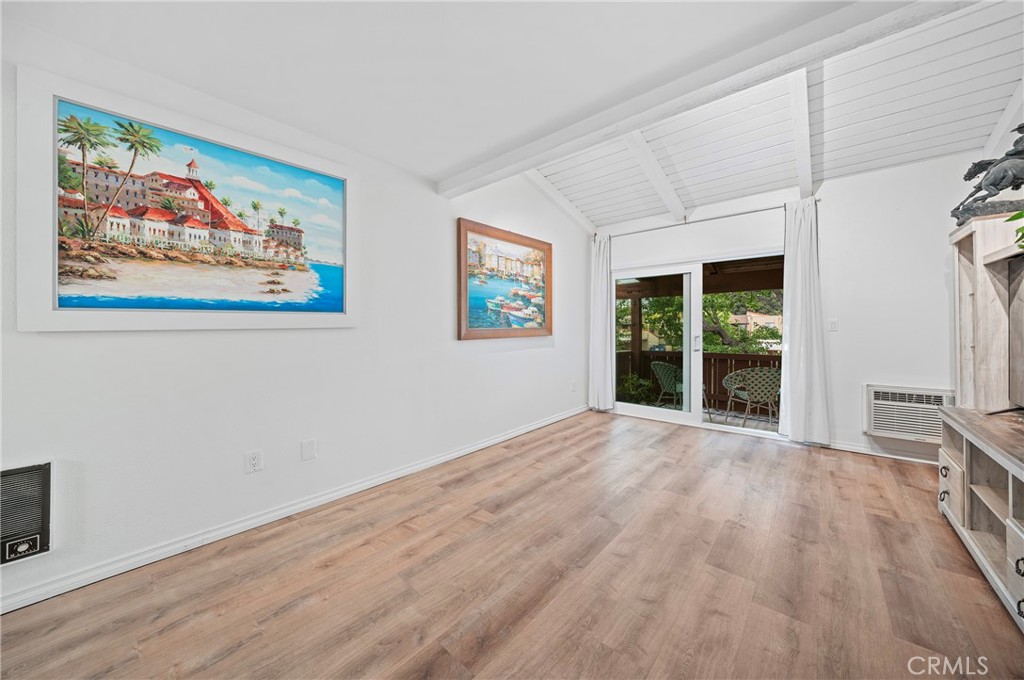 1000 W Macarthur Boulevard 100